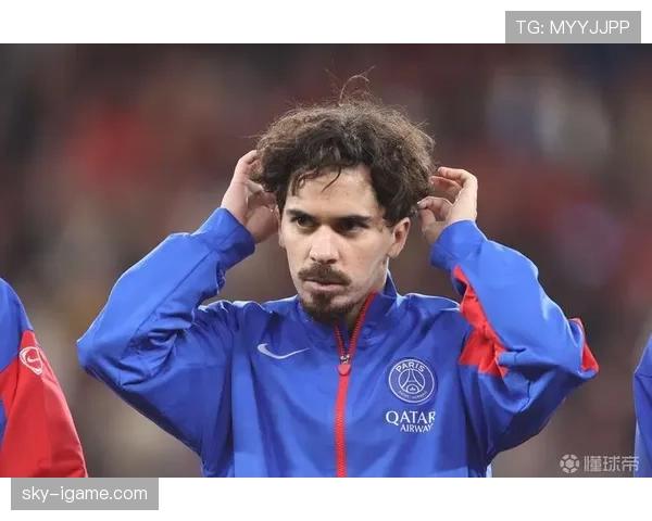 维蒂尼亚在巴黎的战术角色与作用解析 维蒂尼亚在巴黎的战术角色与作用解析